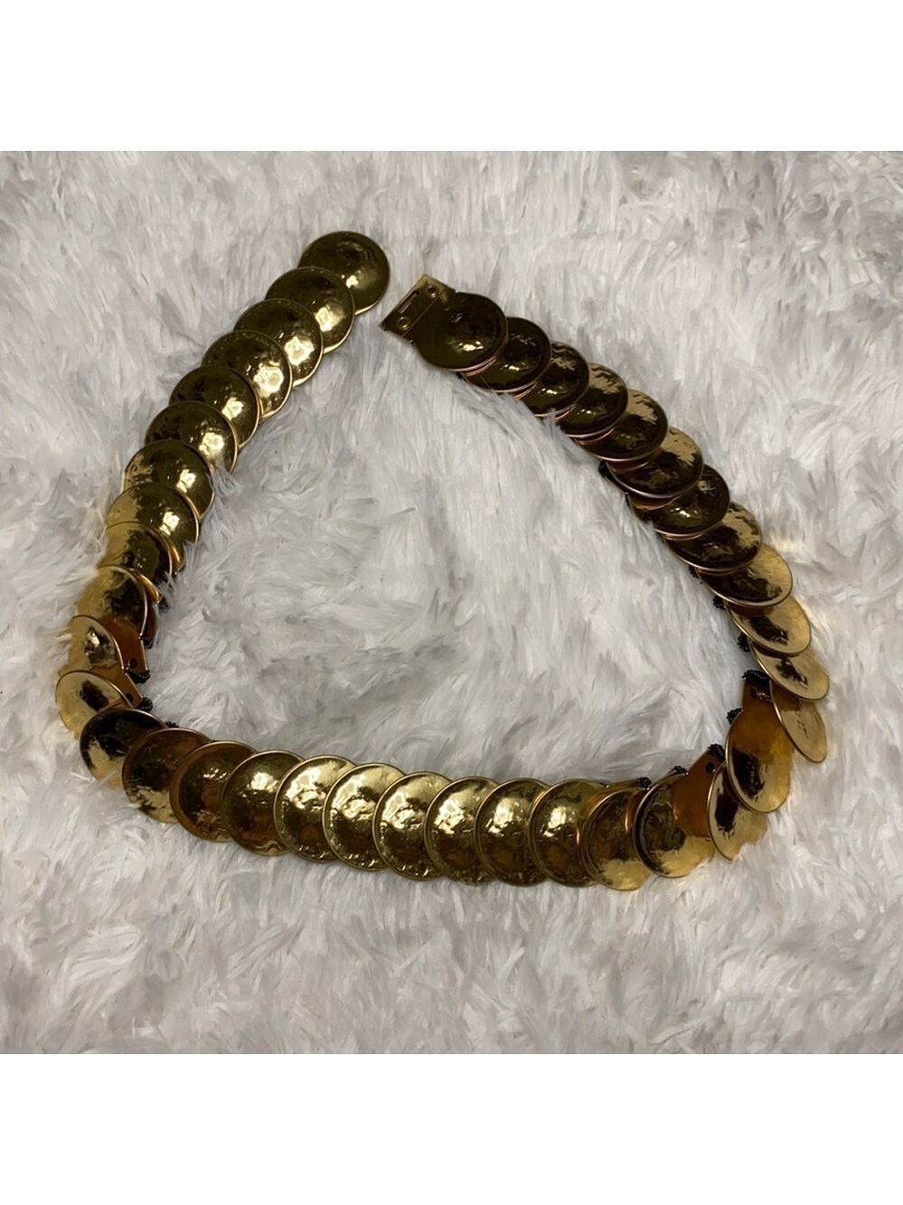 Vintage gold medallion stretch clasp belt